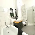 Geraeumiges In Apartamento *