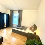 Geraeumiges In Apartamento