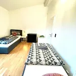 Geraeumiges In Apartamento