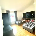 Geraeumiges In Apartamento