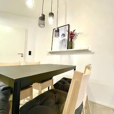 Apartment Geraeumiges In Koblenz